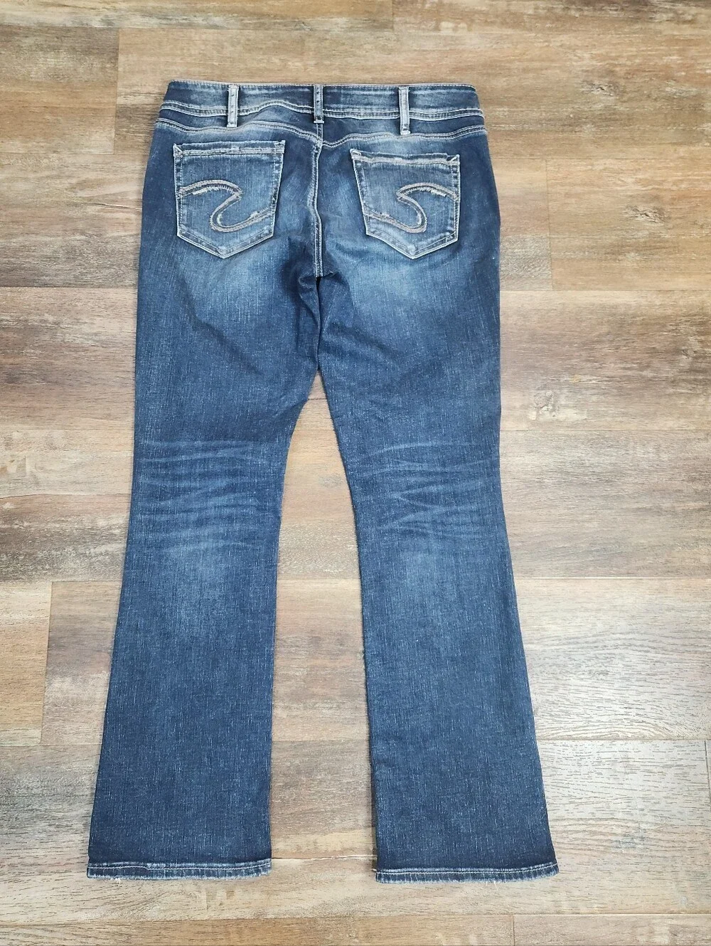 Silver Jeans Co Elyse Slim Bootcut Mid Rise Jeans Size 31